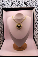 Load image into Gallery viewer, Cadena torsal de corazón
