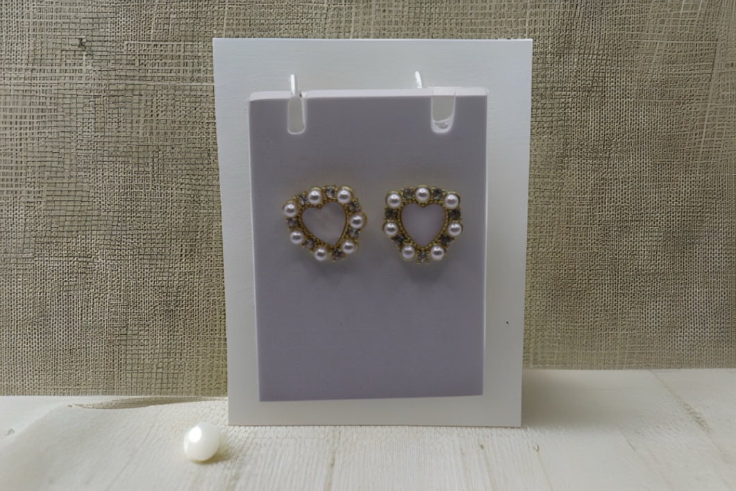 Heart earnings whith pearls