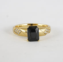Load image into Gallery viewer, Anillo rojo oscuro
